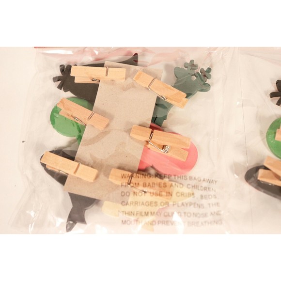 Lot of 2 World Market North Pole Wooden Craft Clips 6 pack Christmas Eskimo NEW - Picture 5 of 6